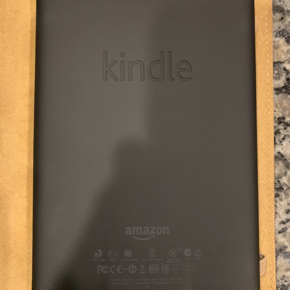 Amazon Kindle - Picture 4 of 5